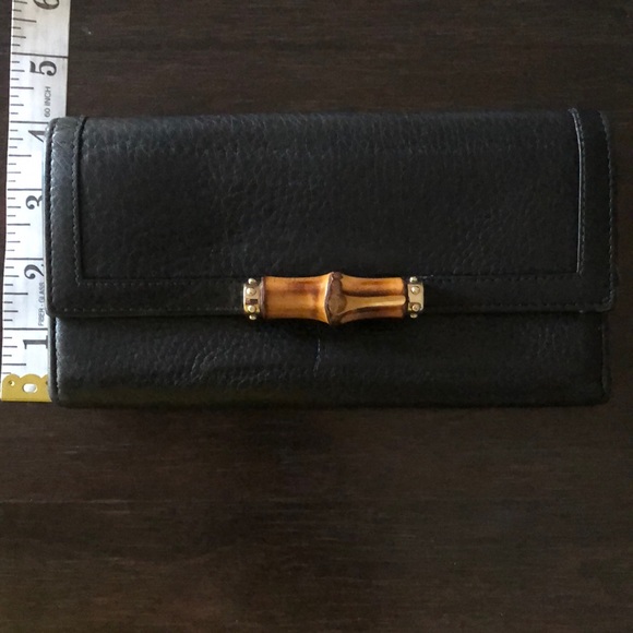 Authentic Vintage Gucci Bamboo Wallet - Picture 8 of 16